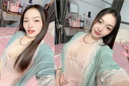 Lâu không gặp ra xong vẫn đút vào chơi tiếp